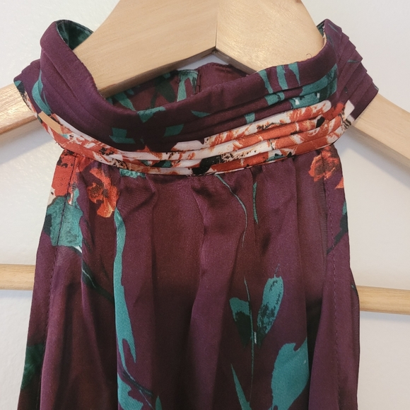 ESPRIT BEAUTIFUL FLORAL PRINT HIGH NECK HALTER TOP - Picture 6 of 8